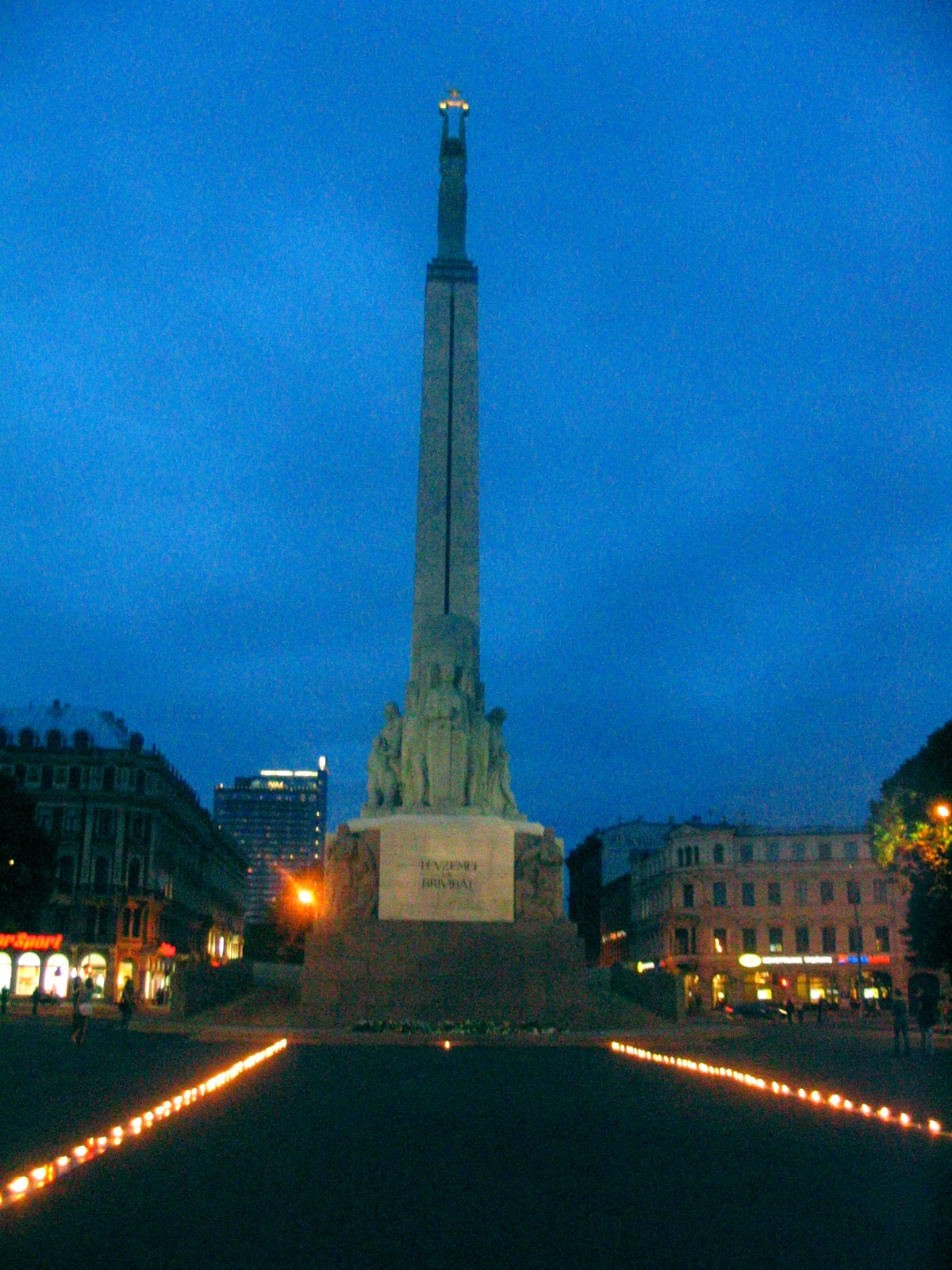 Monument_of_Freedom.jpg