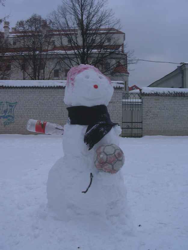 SNOWMAN.JPG